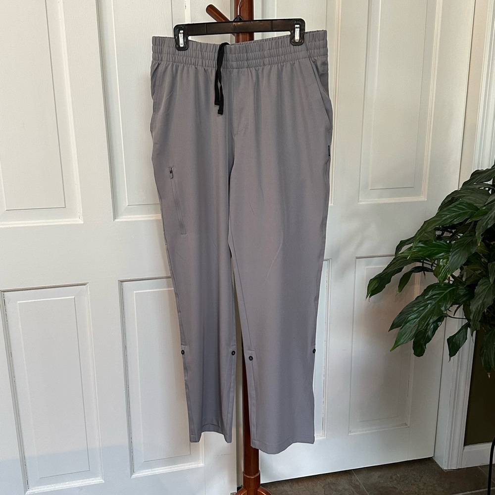 baleaf Women's Hiking Waterproof Capri UPF Roll Up Convertible Pants Quick Dry - Picture 2 of 12